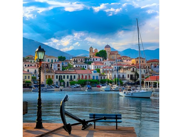 Delphi, Itea, Galaxidi full day private tour from Athens