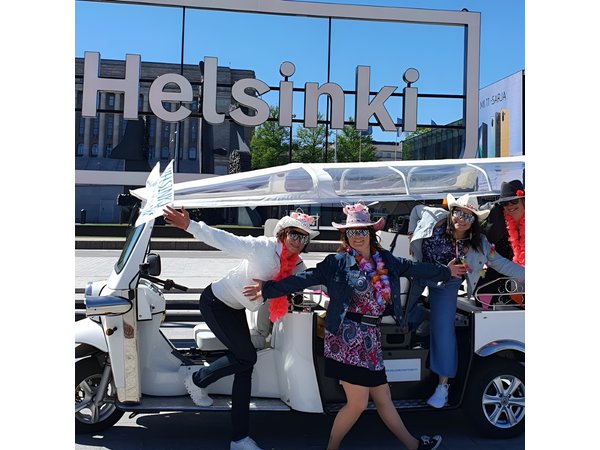 Private TukTuk guided tour in Helsinki 1,5 hours