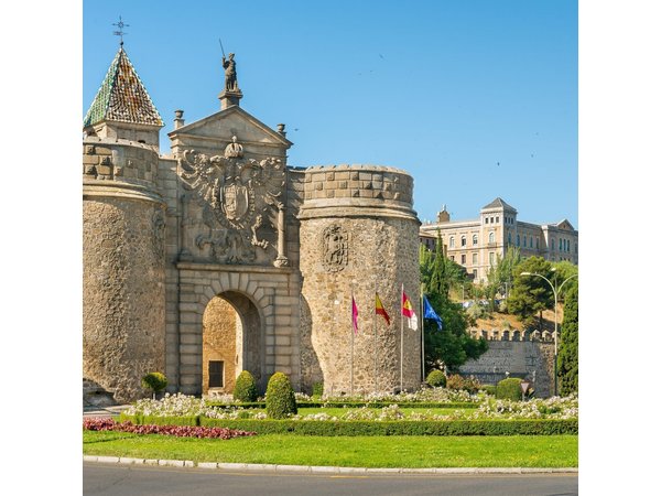 Medieval Toledo: The Knight of Three Cultures Exploration Game