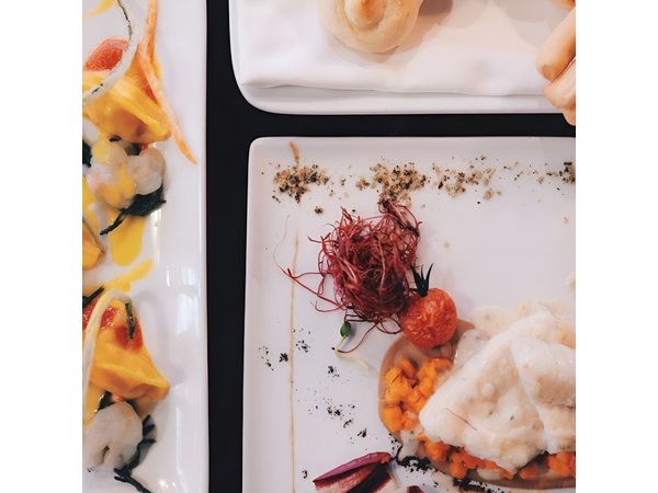 Venice Wine & Dine: Elegant Four-Course Dinner with Wine Pairings