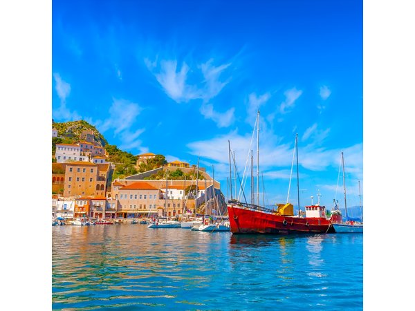 Athens Full-Day Saronic Islands Cruise with Lunch & Entertainment