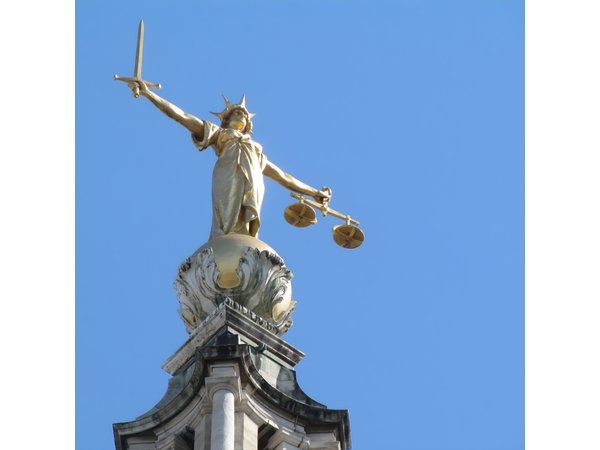 Law in London Private Tour