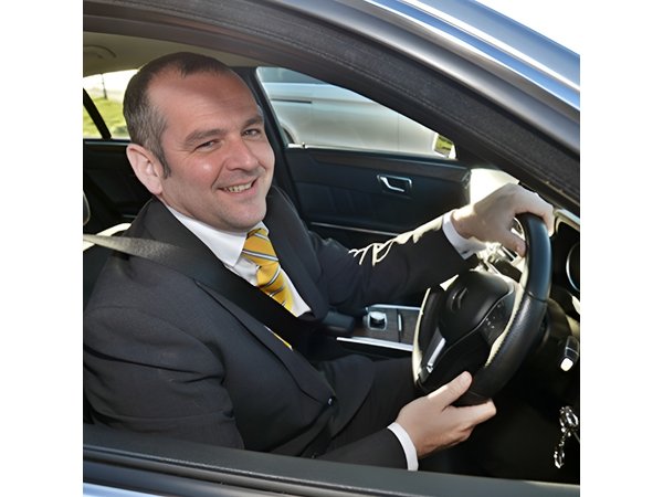 Airport Taxi Service | London Heathrow Airport to Lincolnshire