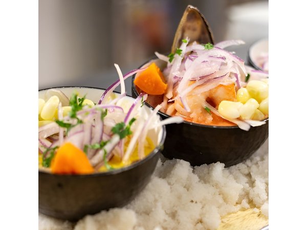 The UVA Corner Food Tour: Private Walking Food Tour in Charlottesville