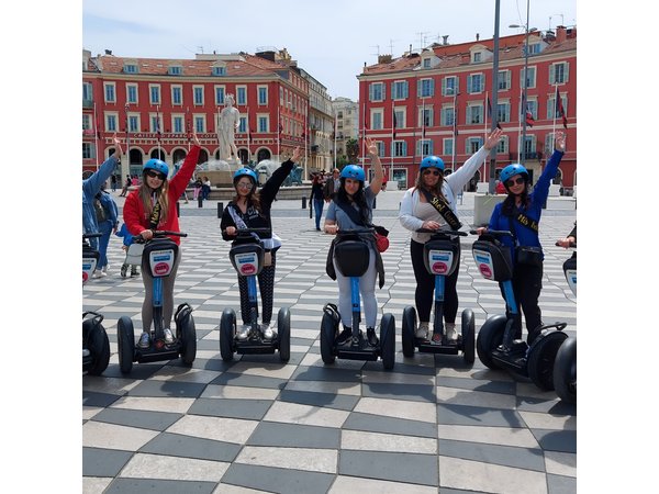 Special bachelor(ette) ride in Nice and by Segway!