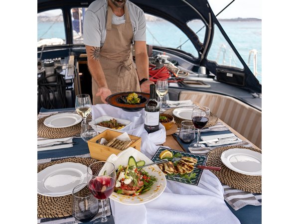 Floating restaurant in Athens: Sail & Taste the Greek way