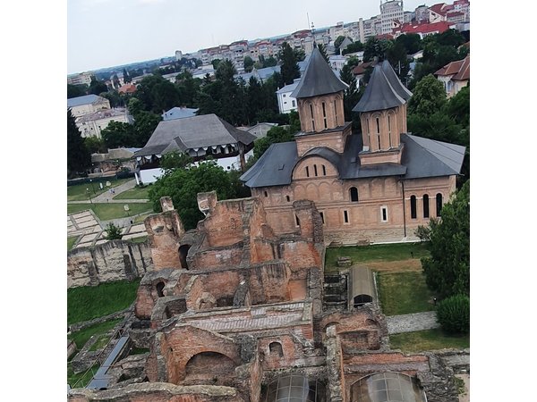One-Day Vlad the Impaler Royal Court Private Tour from Bucharest