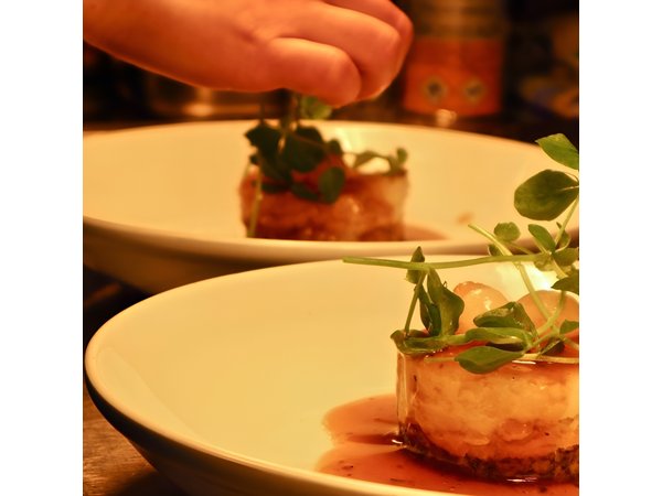 Private Food Tour of Edinburgh with Haggis, Scotch & More