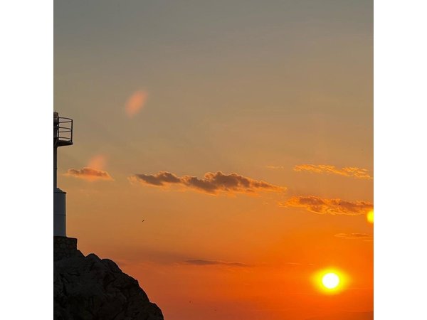 Capri Sunset Cruise, with Prosecco, Faraglioni Views & Swim Stops