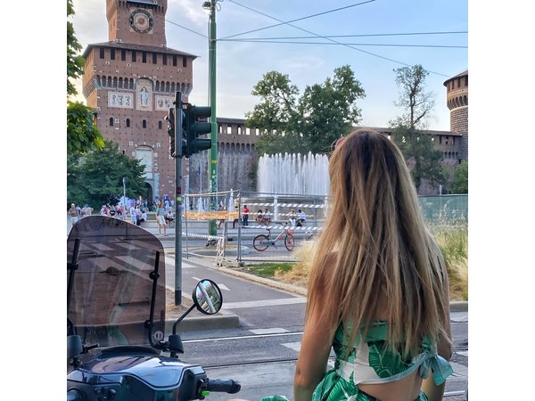 1.5 Hours Private Guided Tour of Milan by Electric Scooter