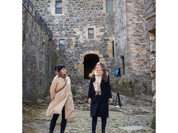 Outlander Filming Locations Day Tour from Edinburgh