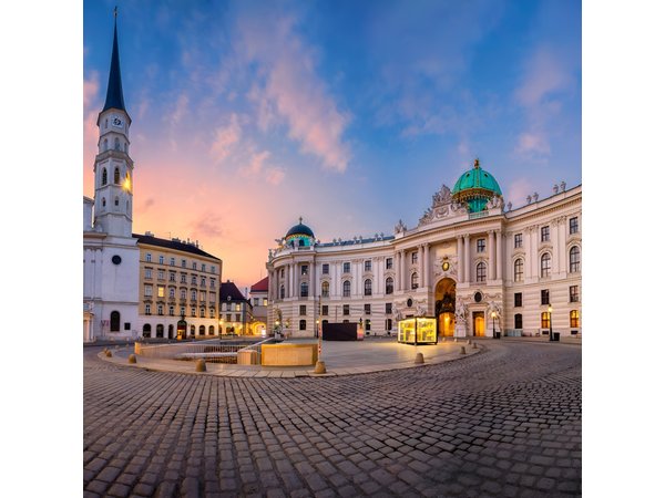 Vienna Scavenger Hunt & Highlights Self-Guided Walking Tour