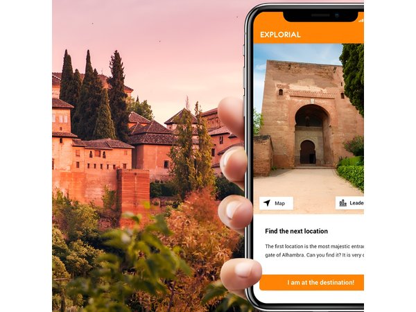 Granada Alhambra Self-Guided City Walking Tour & Scavenger Hunt