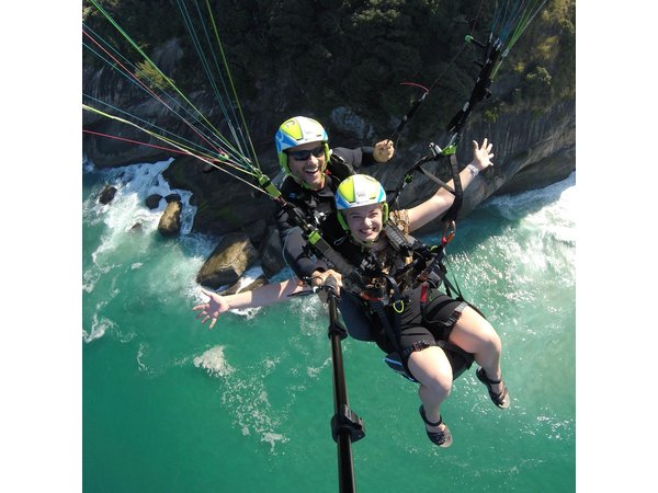Rio De Janeiro Panoramic Parapente Flight with BOMVOO.rio