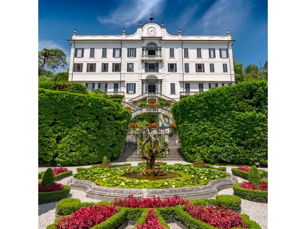 Tour of the Historic Villas of Lake Como: Melzi and Carlotta