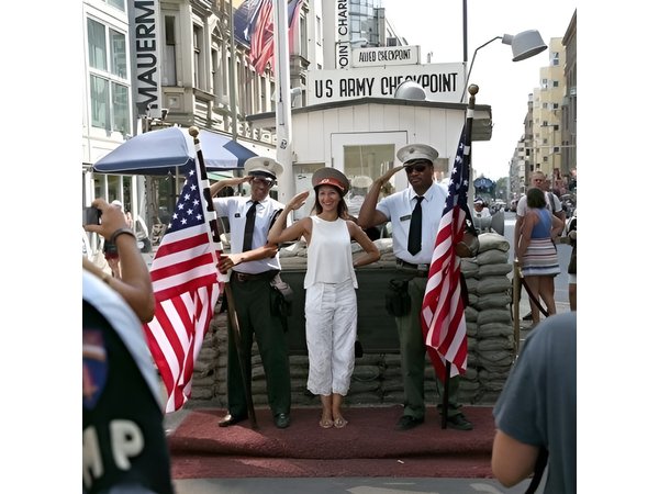 Berlin City Tour by Private Car