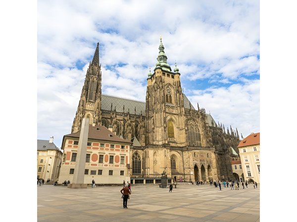 Skip the line: Prague Castle Interiors Tour with Local Guide