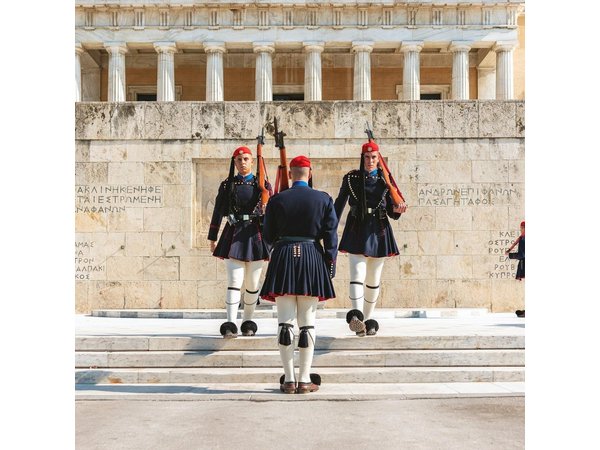 Athens:Half day tour to Acropolis and the must-see historical sites and downtown