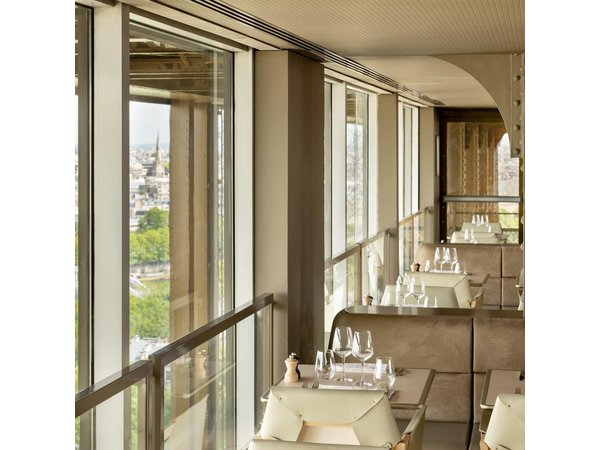 Paris Earliest Lunch at Eiffel Tower Madame Brasserie Restaurant
