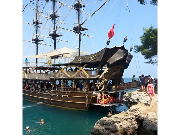 Pirate Party Boat Trip around Kemer from Antalya with Lunch