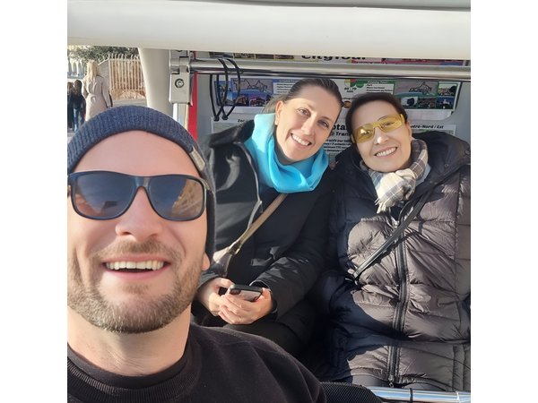 Private tour guide of Nice in electric taxibikes
