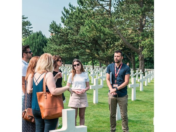 Small Group Guided D-Day Tour and Mémorial de Caen Museum