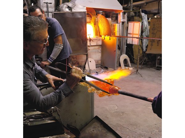 From Venice: Private boat from hotel, Glass blowing demo and Gift
