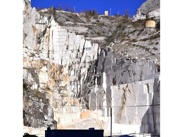 Carrara Marble Tour by van from Lucca or Pisa