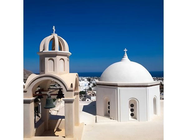 Traditional Villages & Akrotiri Excavations: Private Tour