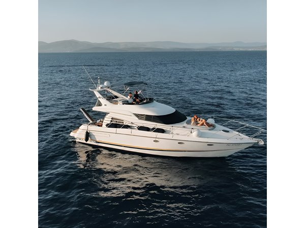 Private Yacht Tour From Split-Explore Adriatic Islands