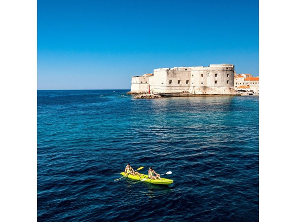 Dubrovnik Kayak Rental on Banje Beach