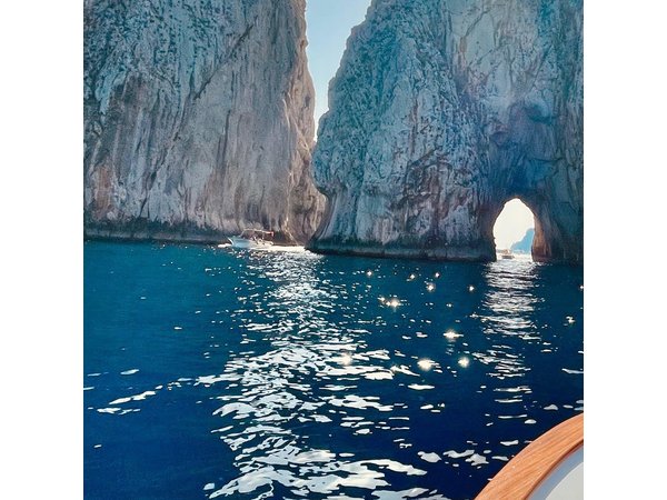 7 Hours Private Boat Experience on Capri from Positano