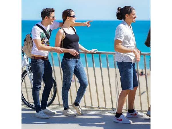 Barcelona Off The Beaten Track 4h Bike Tour