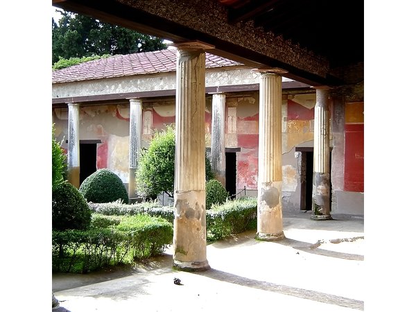 Guided tour of Pompeii excavations from Sorrento