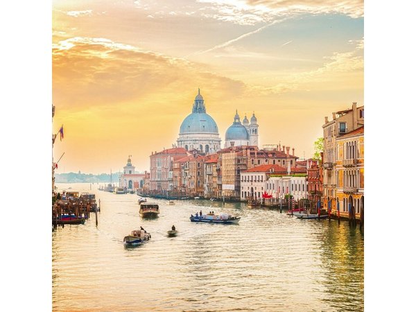 Venice Highlights with Local: Private Walking Tour & Gondola Ride