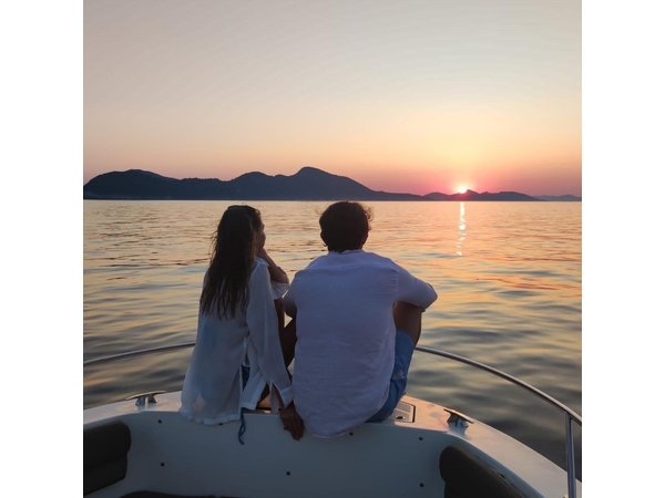 Private sunset tour by speedboat in Dubrovnik