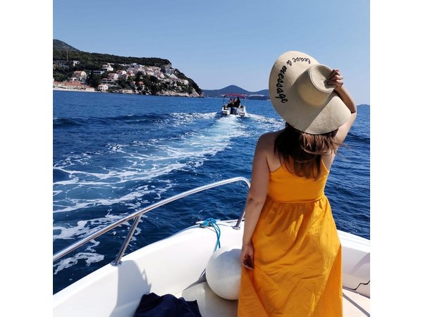 Dubrovnik:Private group tour Elaphiti island with Blue cave visit