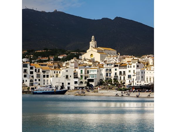 Girona, Figueres, Dalí Museum and Cadaqués Tour from Barcelona