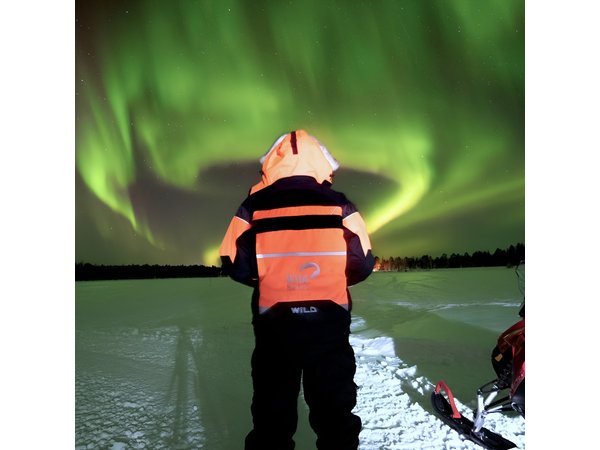 3-Hour Snowmobile Safari to Search Northern Lights in Levi