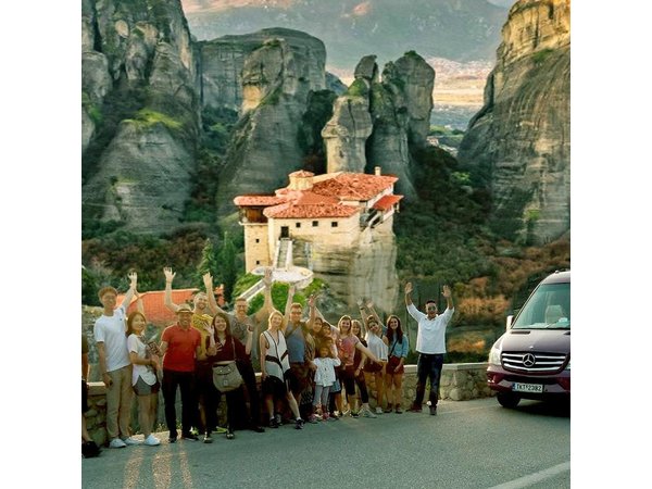 Athens: Meteora Monasteries Day Trip Caves, Seaside Stops & Lunch