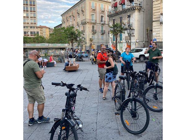 Bike tour of Catania by e-bike