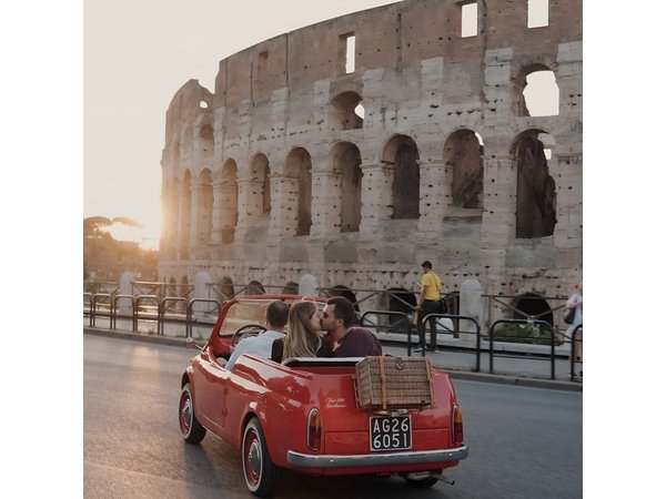 Vintage Fiat 500 Cabriolet: Rome's Highlight Semi Private Tour