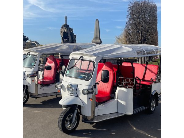 Original Paris E-TukTuk Tour