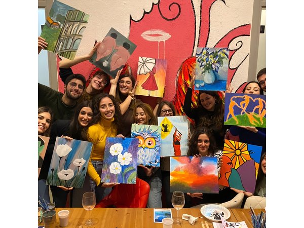 Paint n’ Sip in Rome: Unlimited Wine & Pizza in Piazza Navona