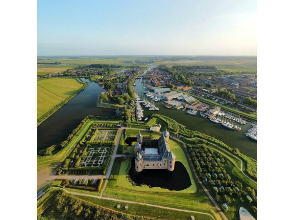 Private bike tour: Hidden gems around Amsterdam and surroundings