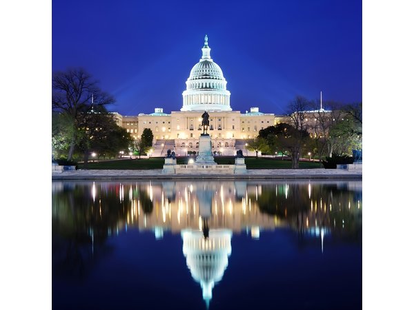 Private Washington DC Night Tour with Stops at 6 Top Sites