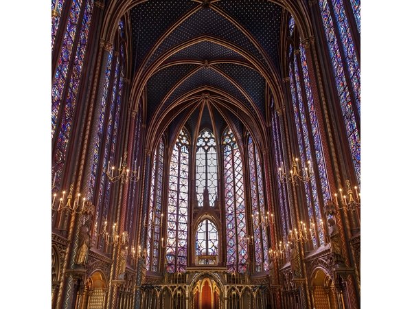 Sainte-Chapelle and Conciergerie Guided Tour with Ticket in Paris