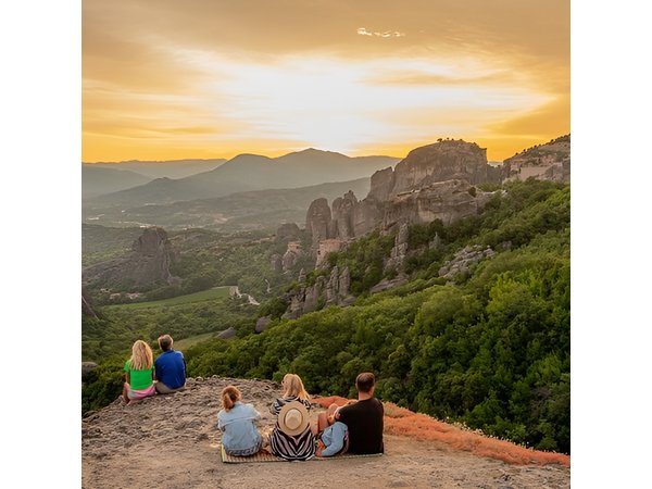 Athens: Meteora 2-Day Tour Sunset & Morning Small Group + Hotel