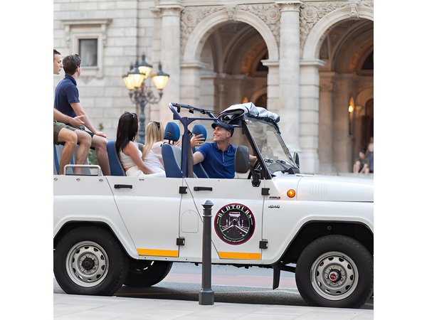 Private Budapest City tour with Classic Russian Jeep or G-Wagon!
