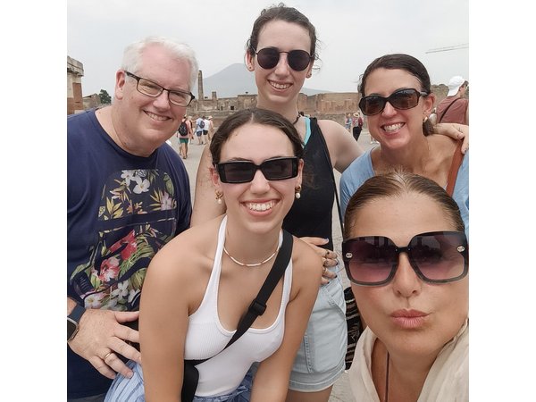 Naples to Sorrento with 2hr Pompeii guided tour or Vice Versa